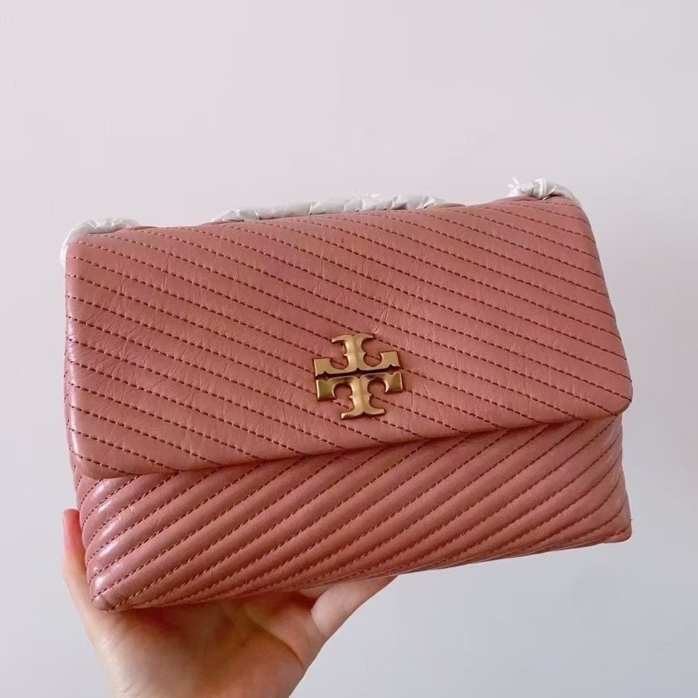 NWT Tory Burch
Kira Moto Small Quilted Convertible Shoulder Bag